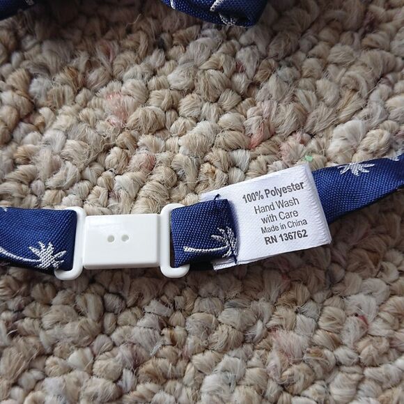 Bow Tie Dog Collar White palm tree & Navy color (M) - Picture 8 of 9